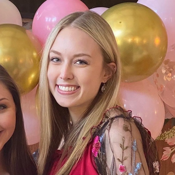 Meet your Posher, Anna - Picture 1 of 1